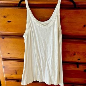 Magnolia pearl tank